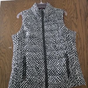 Tribal Women's Black and White Chevron Vest Women Size Large